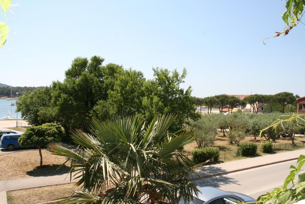 Bed & Breakfast La Fontana Μεντουλίν Δωμάτιο φωτογραφία