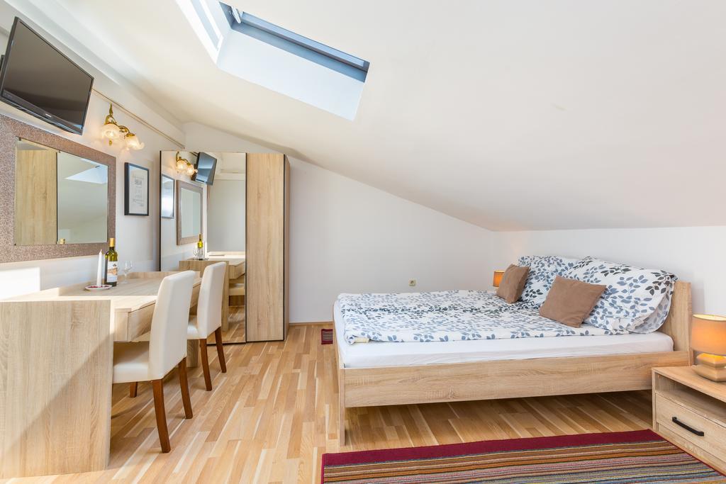 Bed & Breakfast La Fontana Μεντουλίν Εξωτερικό φωτογραφία