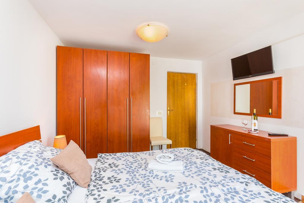 Bed & Breakfast La Fontana Μεντουλίν Εξωτερικό φωτογραφία